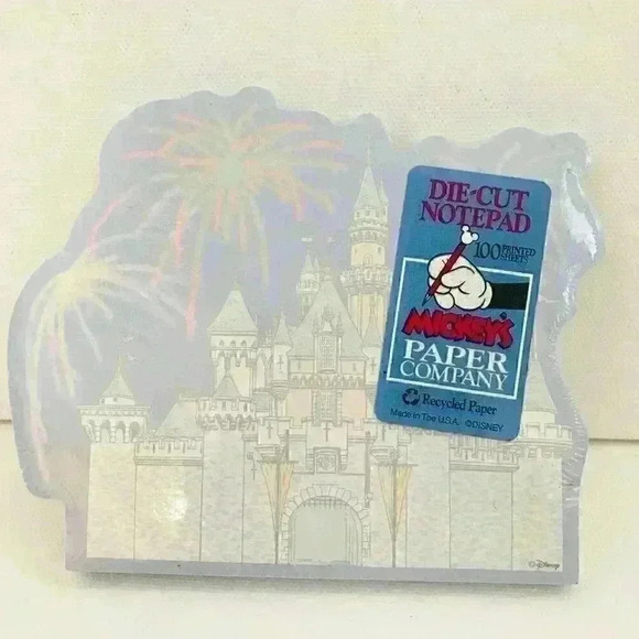 Q1 disney mickey's paper company die cut notepad cinderella castle 100 sheets - Picture 1 of 3